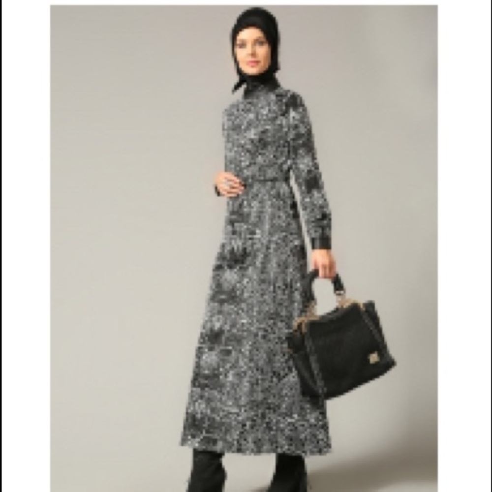 Women's dress